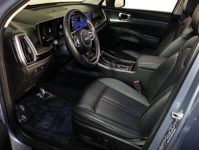 used 2024 Kia Sorento car, priced at $28,597
