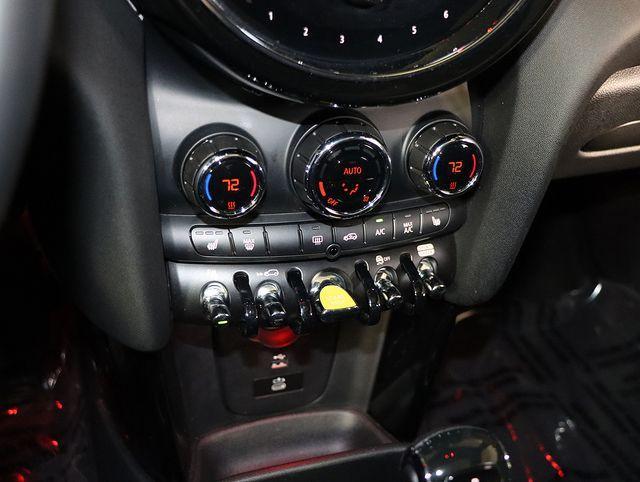 used 2023 MINI SE Hardtop car, priced at $20,412