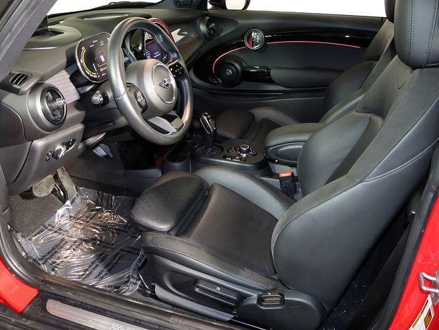 used 2023 MINI SE Hardtop car, priced at $20,412