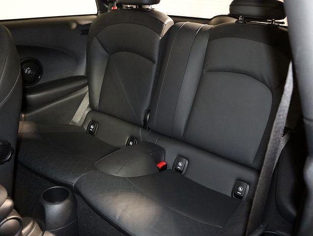 used 2023 MINI SE Hardtop car, priced at $20,412