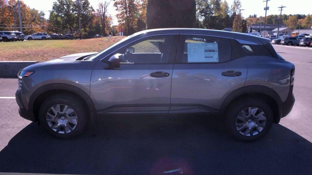 new 2025 Nissan Kicks car, priced at $24,347