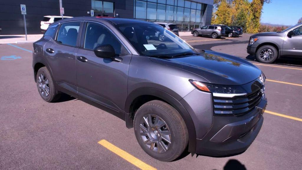 new 2025 Nissan Kicks car, priced at $24,347