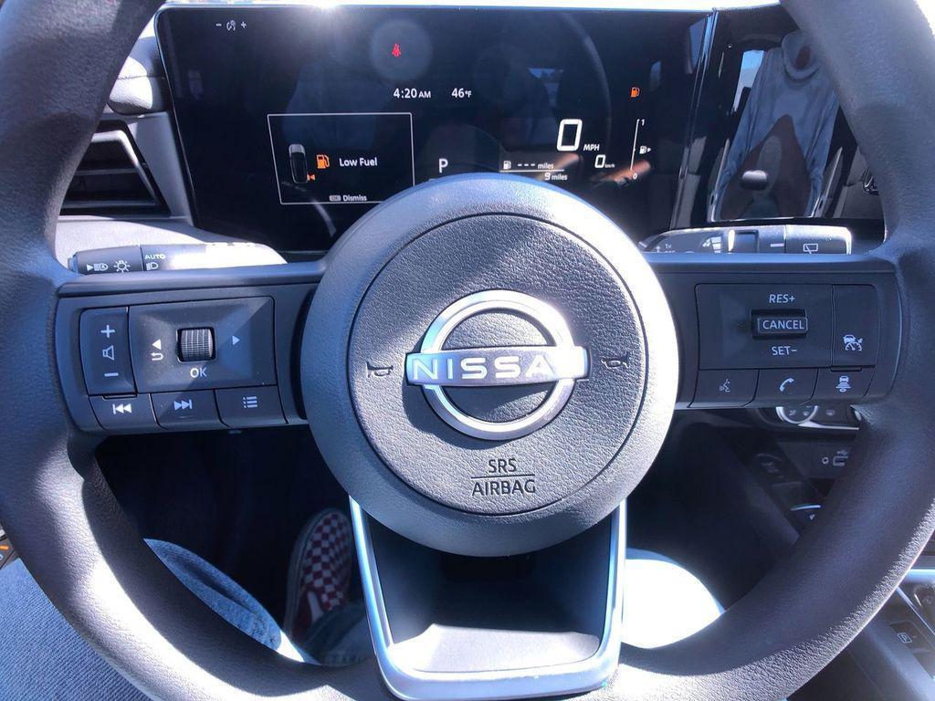 new 2025 Nissan Kicks car, priced at $24,347