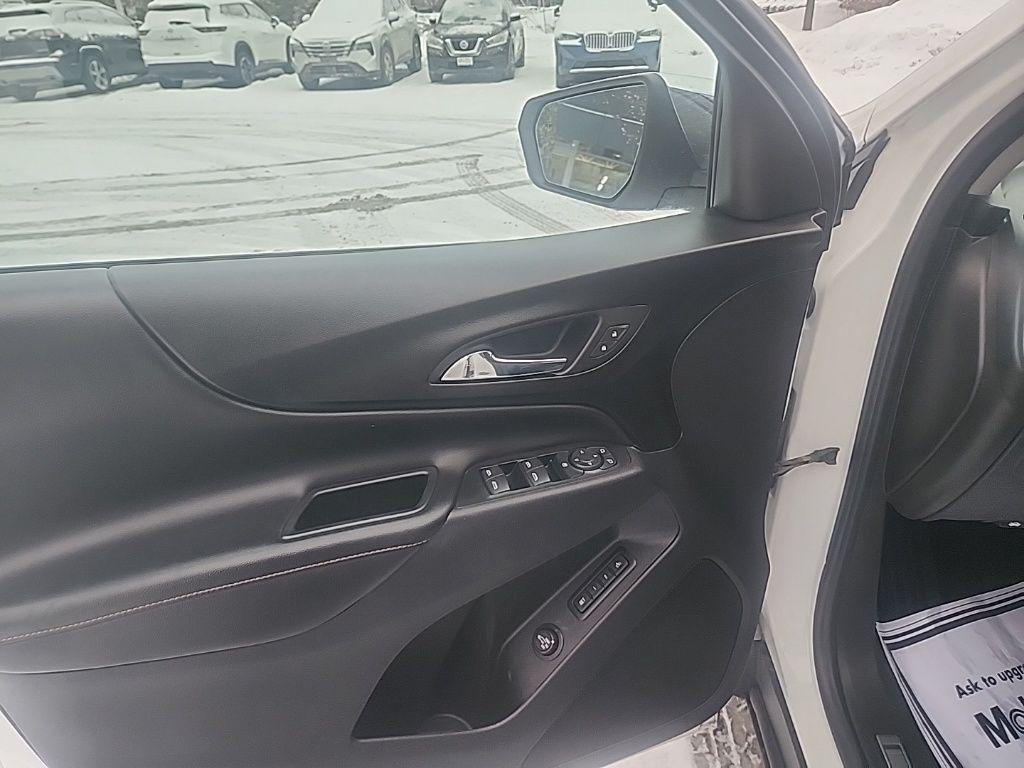 used 2021 Chevrolet Equinox car, priced at $18,988