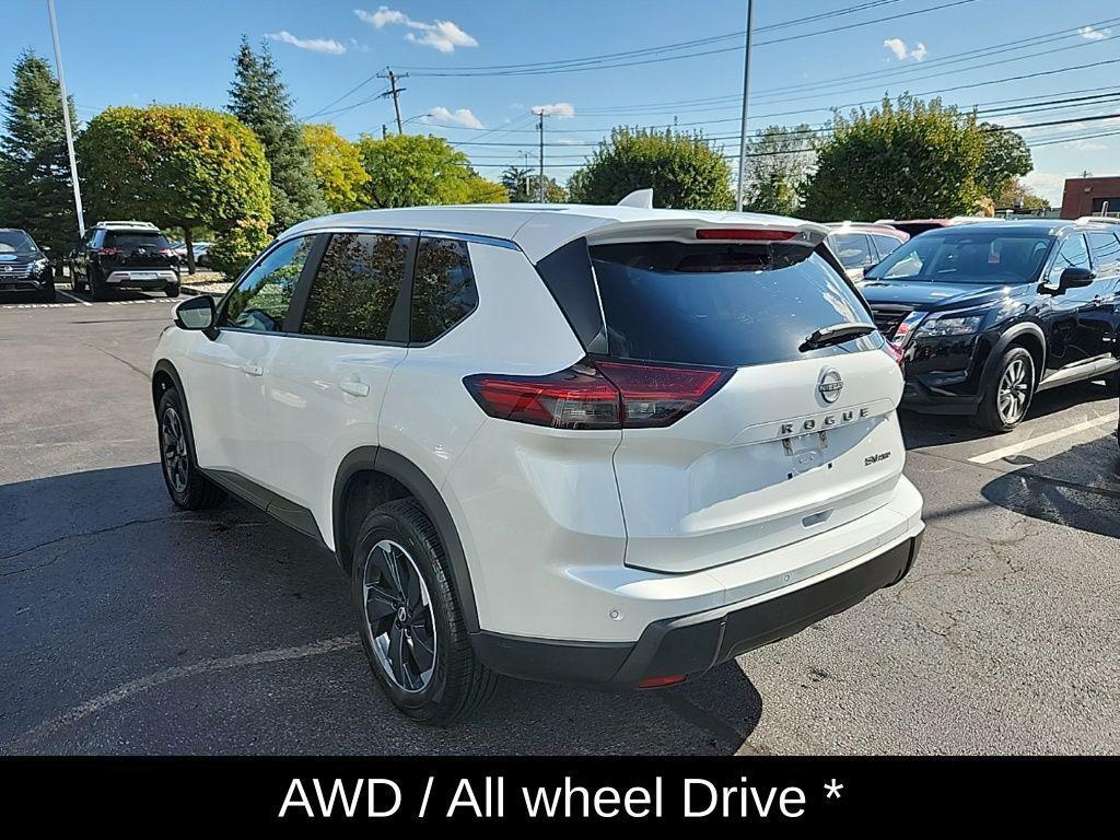 used 2024 Nissan Rogue car, priced at $22,877