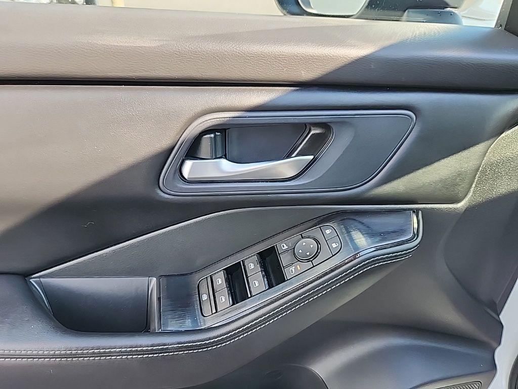 used 2024 Nissan Rogue car, priced at $22,877