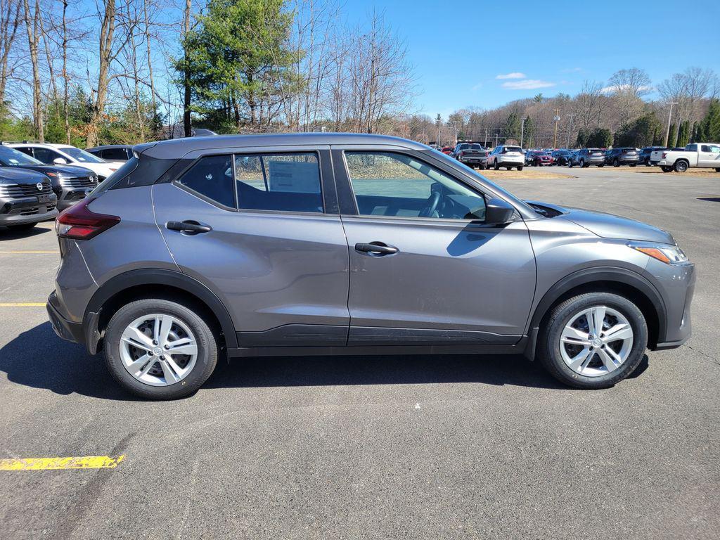 new 2025 Nissan Kicks car, priced at $22,847