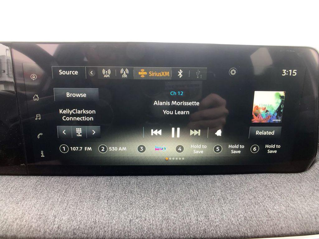 new 2025 Nissan Kicks car, priced at $24,684