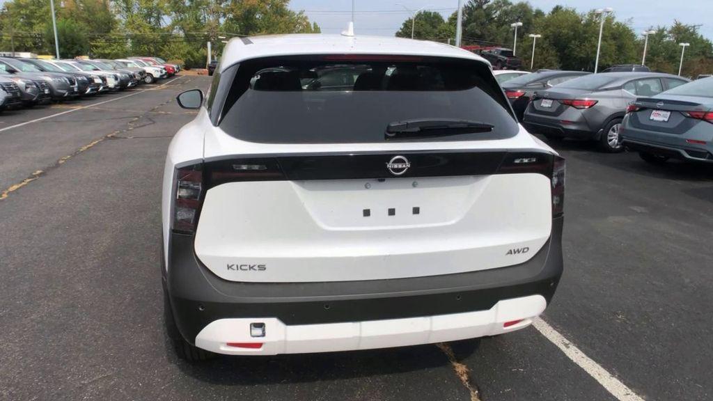 new 2025 Nissan Kicks car, priced at $24,684