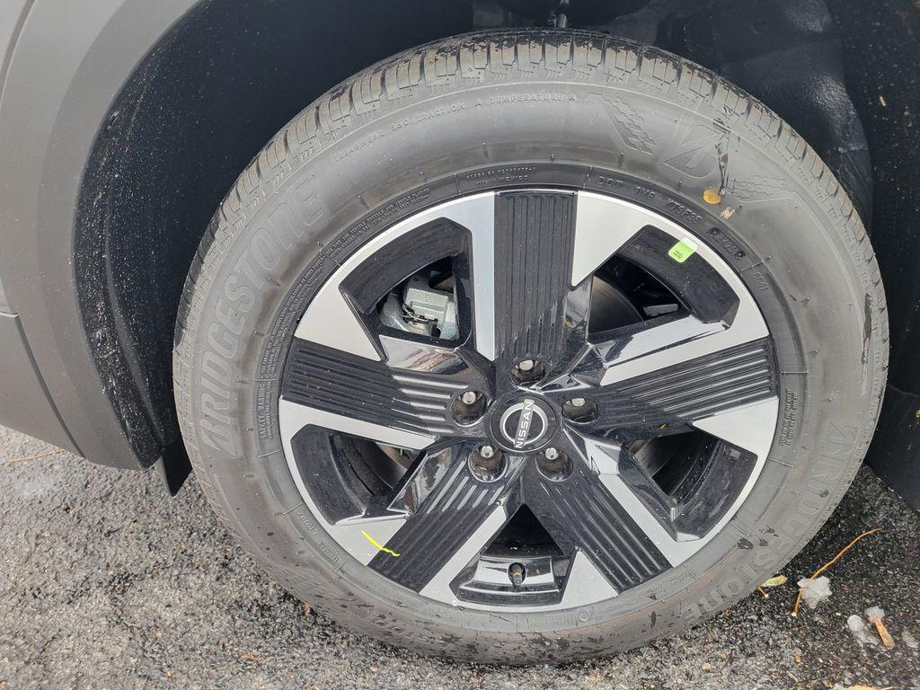 new 2026 Nissan Kicks car, priced at $27,257