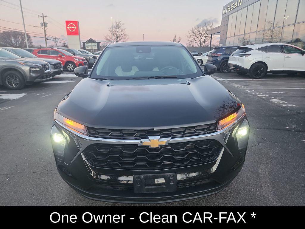 used 2024 Chevrolet Trax car, priced at $17,988