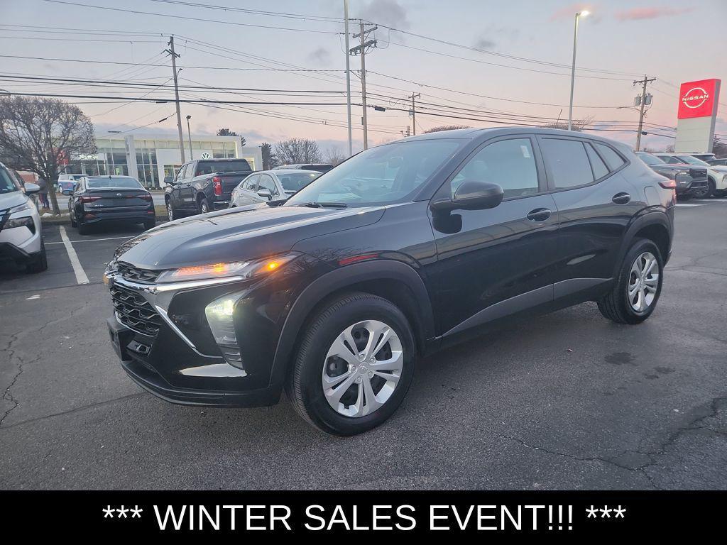 used 2024 Chevrolet Trax car, priced at $17,988