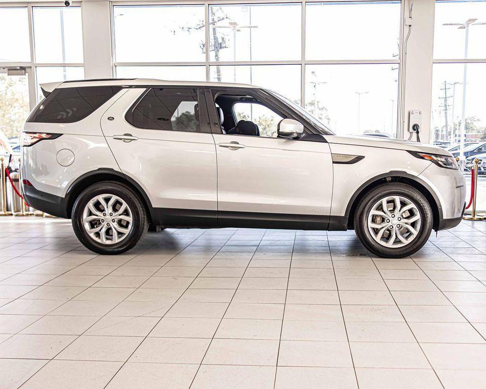 used 2020 Land Rover Discovery car, priced at $13,100