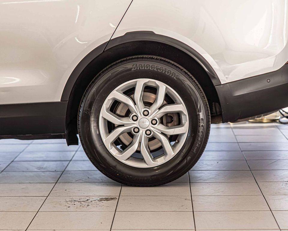 used 2020 Land Rover Discovery car, priced at $13,100