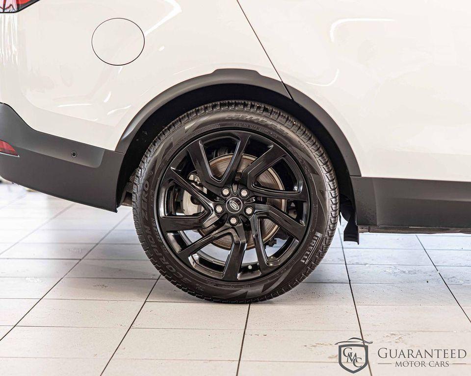 used 2024 Land Rover Discovery car, priced at $44,575