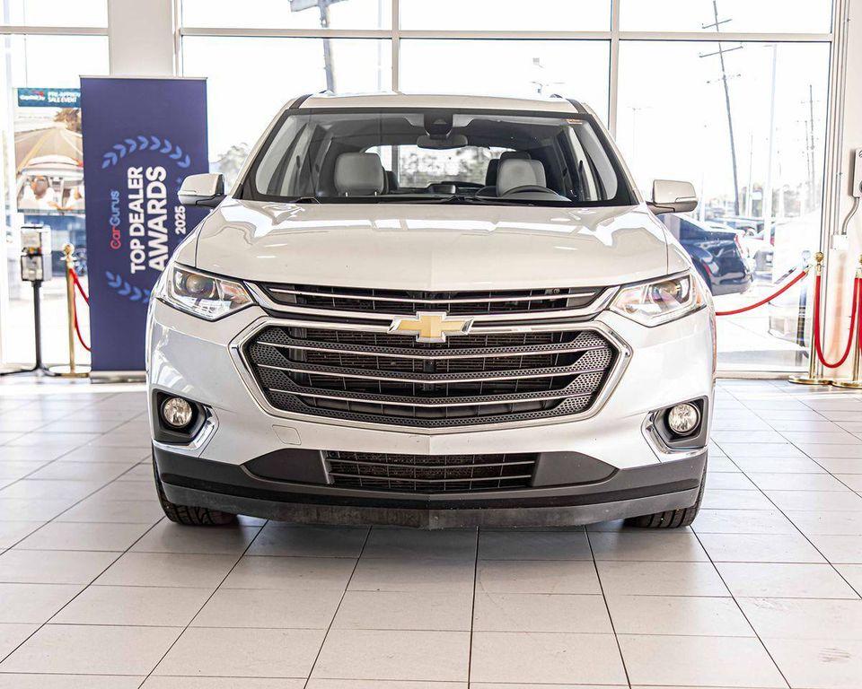 used 2021 Chevrolet Traverse car, priced at $18,480