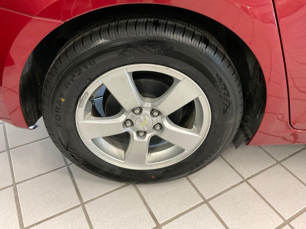 used 2014 Chevrolet Cruze car, priced at $7,950