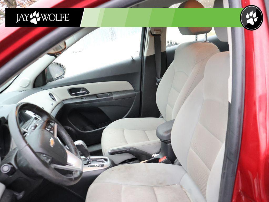 used 2014 Chevrolet Cruze car, priced at $7,950