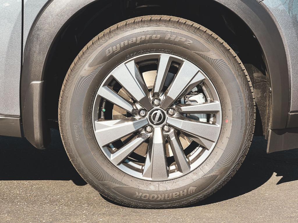 new 2025 Nissan Pathfinder car, priced at $38,170