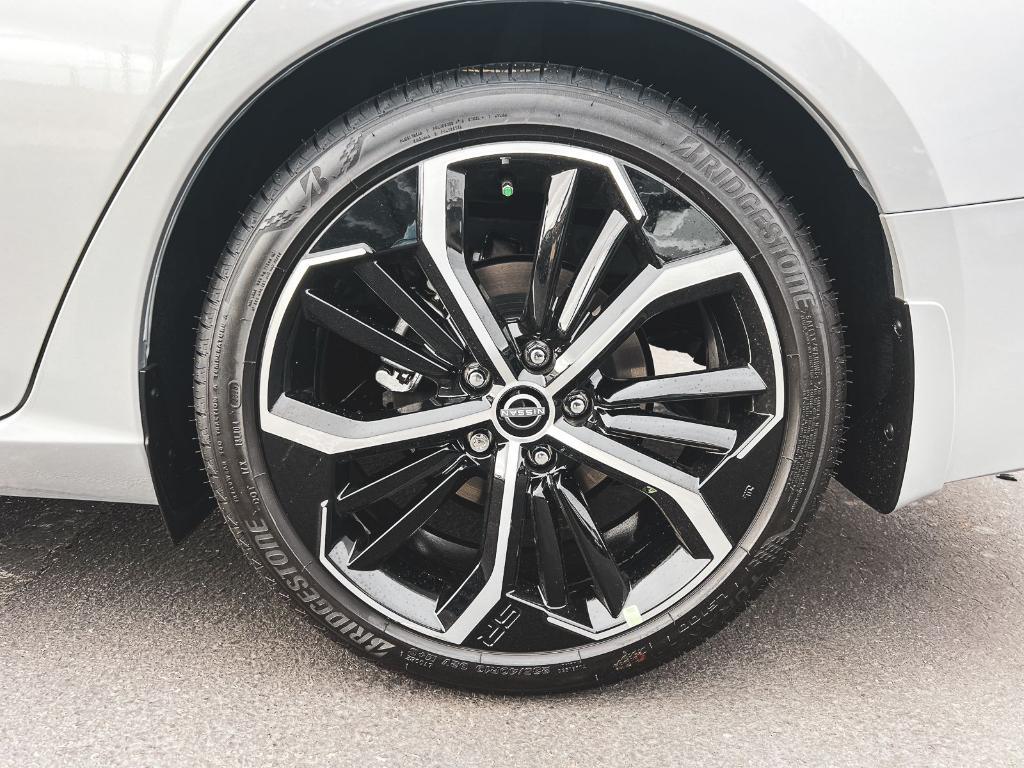 new 2025 Nissan Altima car, priced at $34,030