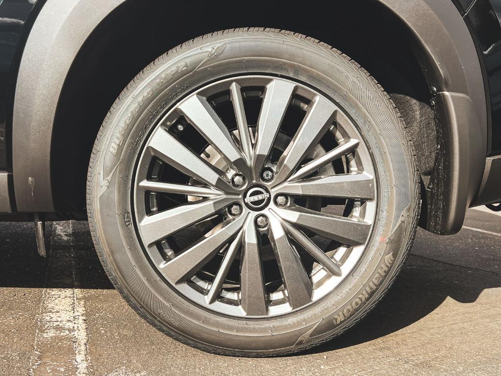 new 2025 Nissan Pathfinder car, priced at $47,200