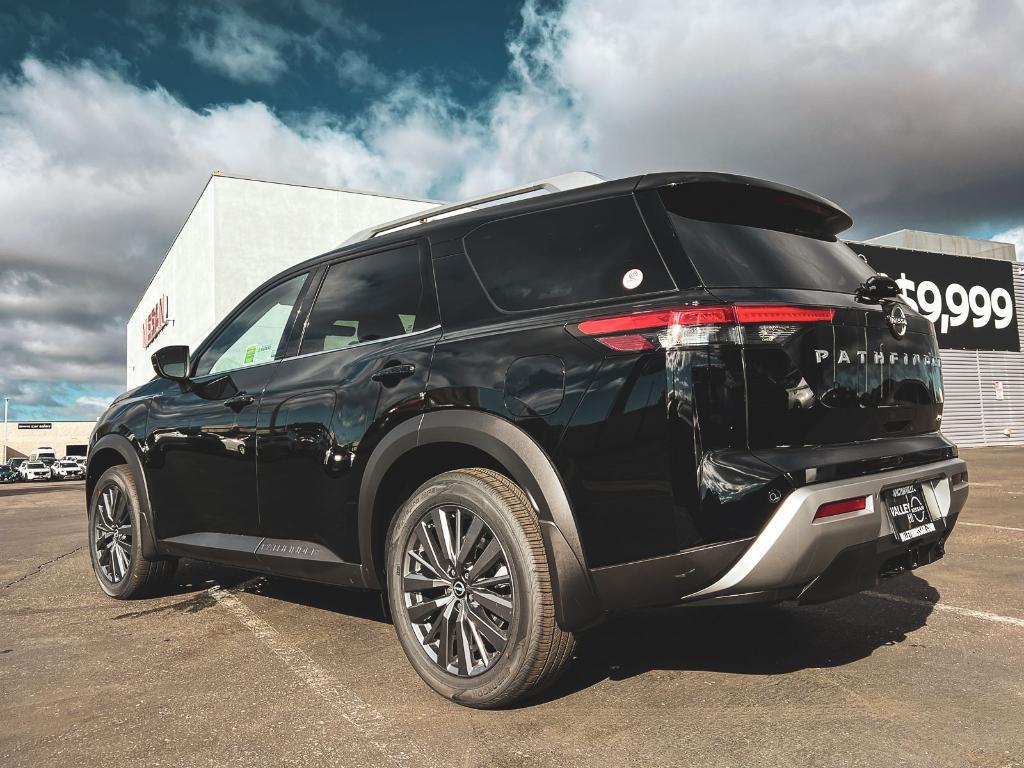 new 2025 Nissan Pathfinder car, priced at $47,200
