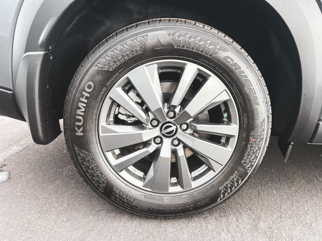 new 2025 Nissan Pathfinder car, priced at $41,890