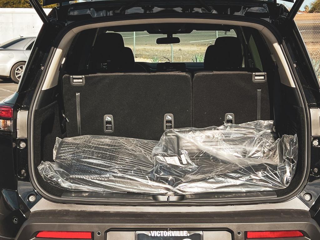 new 2025 Nissan Pathfinder car, priced at $44,375