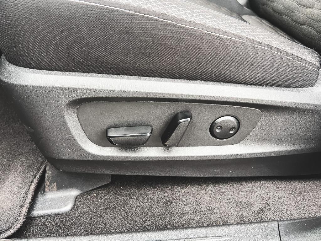 new 2025 Nissan Pathfinder car, priced at $41,890