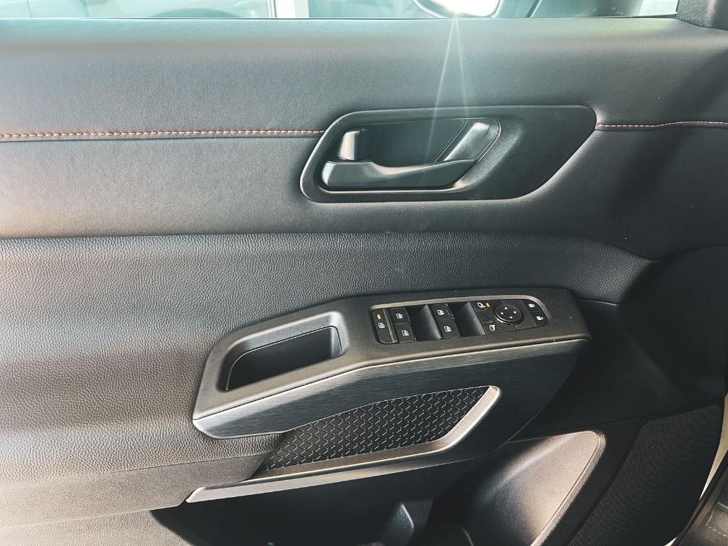 new 2025 Nissan Pathfinder car, priced at $46,620