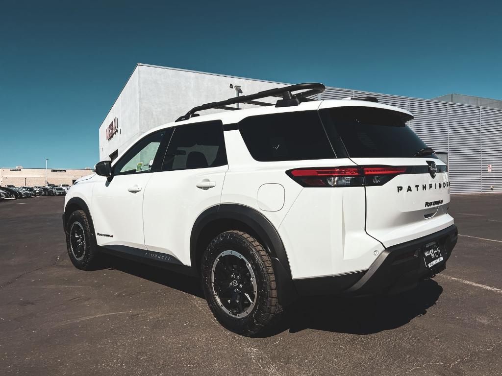 new 2025 Nissan Pathfinder car, priced at $46,620