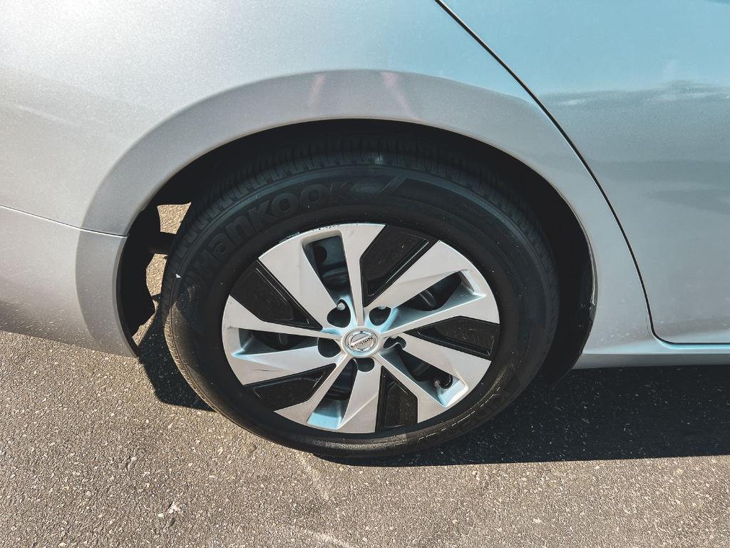 used 2024 Nissan Altima car, priced at $15,082