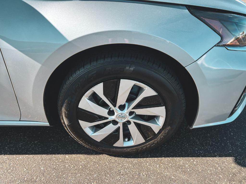 used 2024 Nissan Altima car, priced at $15,082