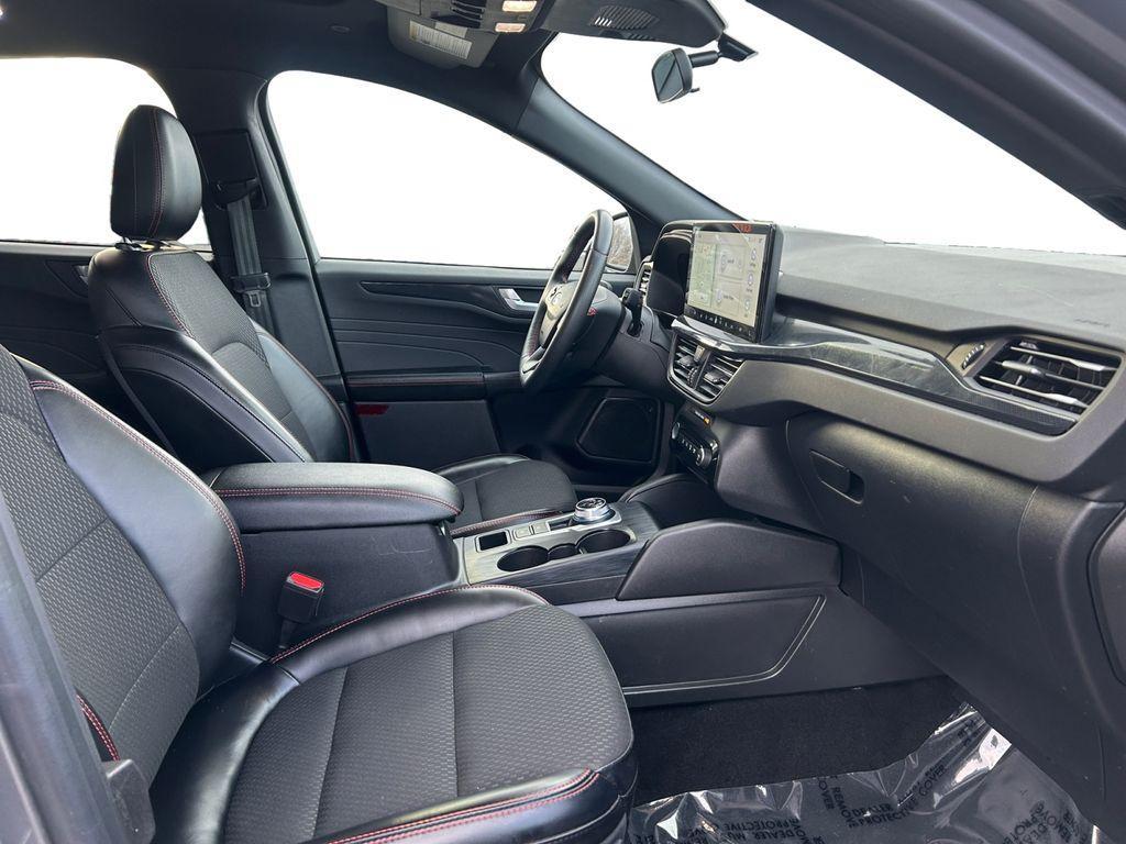 used 2024 Ford Escape car, priced at $25,990