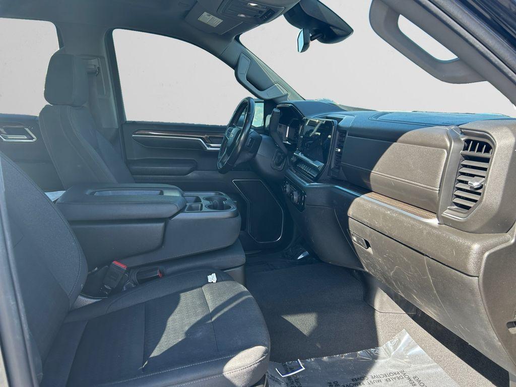 used 2022 Chevrolet Silverado 1500 car, priced at $33,990