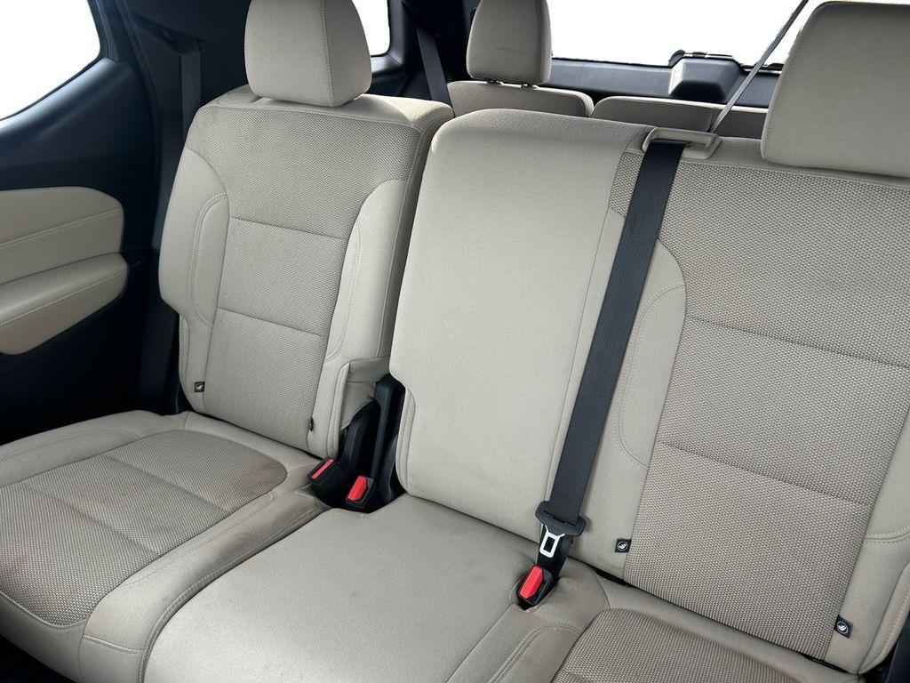 used 2023 Chevrolet Traverse car, priced at $25,990