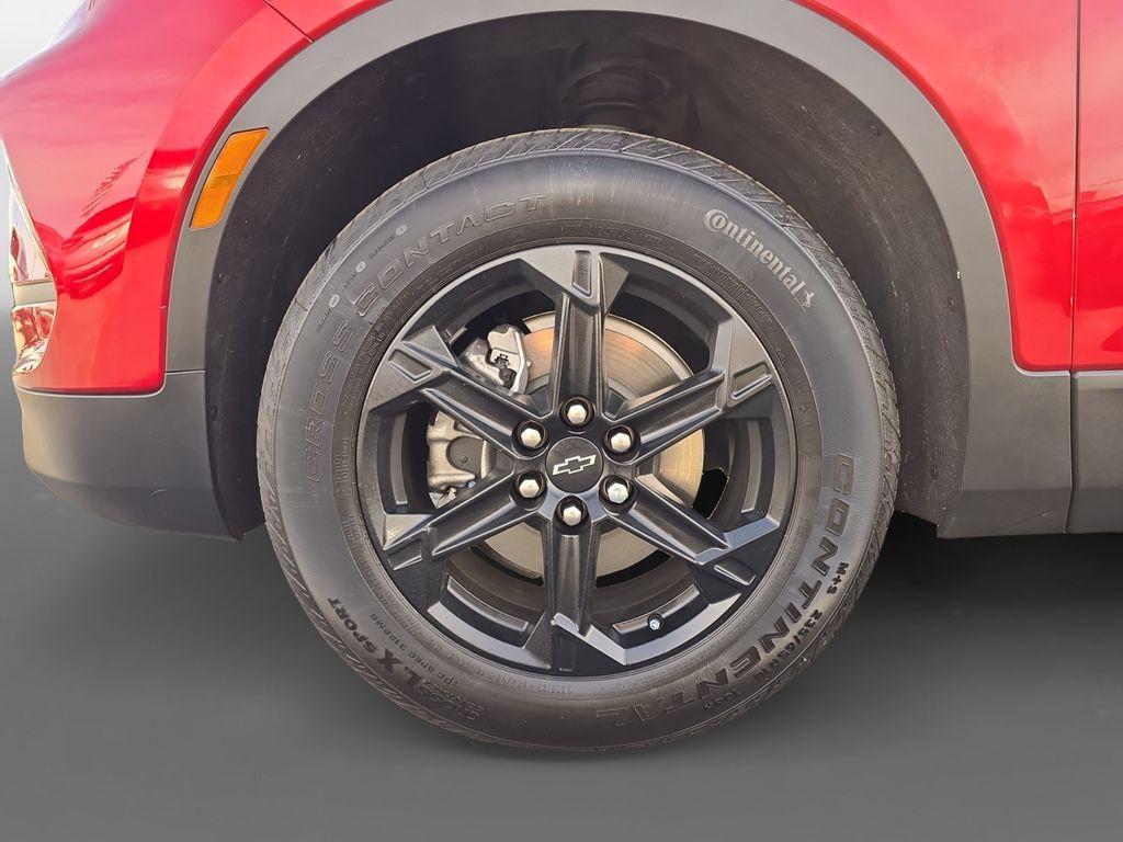 used 2025 Chevrolet Blazer car, priced at $29,990