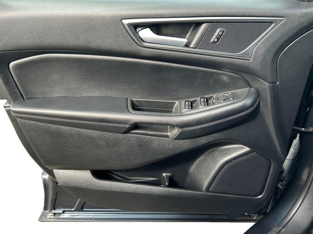 used 2024 Ford Edge car, priced at $27,590