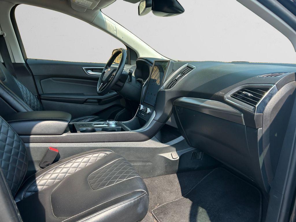 used 2024 Ford Edge car, priced at $25,990