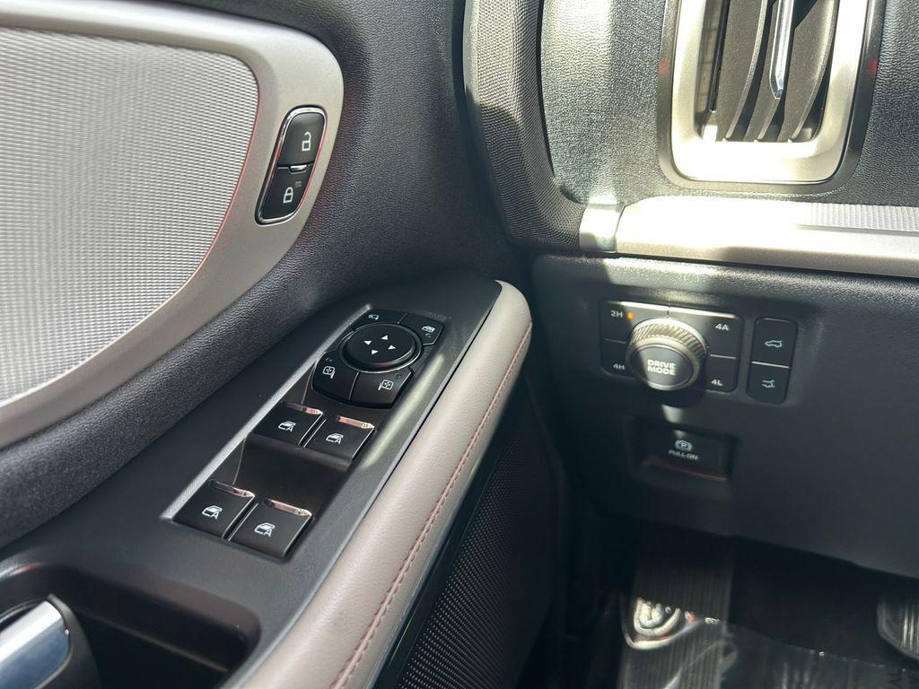 used 2025 Ford Expedition Max car, priced at $61,790