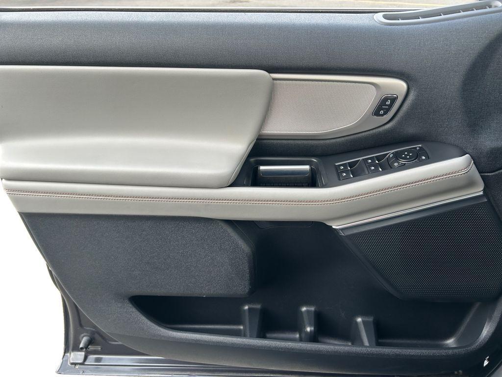 used 2025 Ford Expedition Max car, priced at $61,990