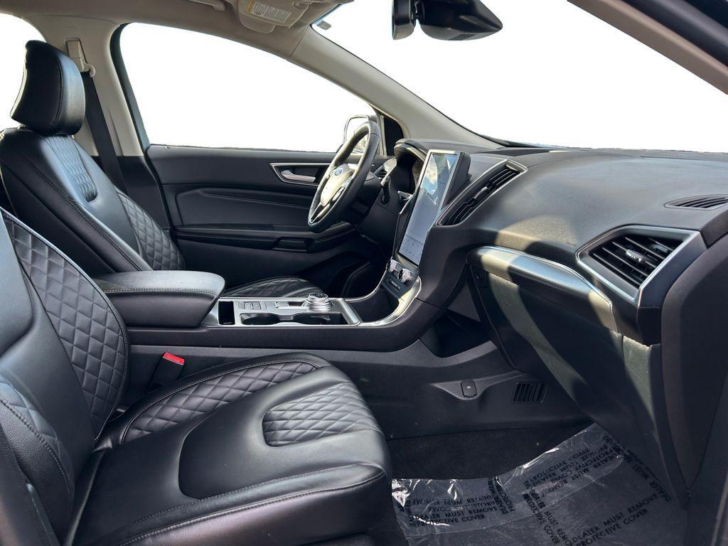 used 2024 Ford Edge car, priced at $25,490