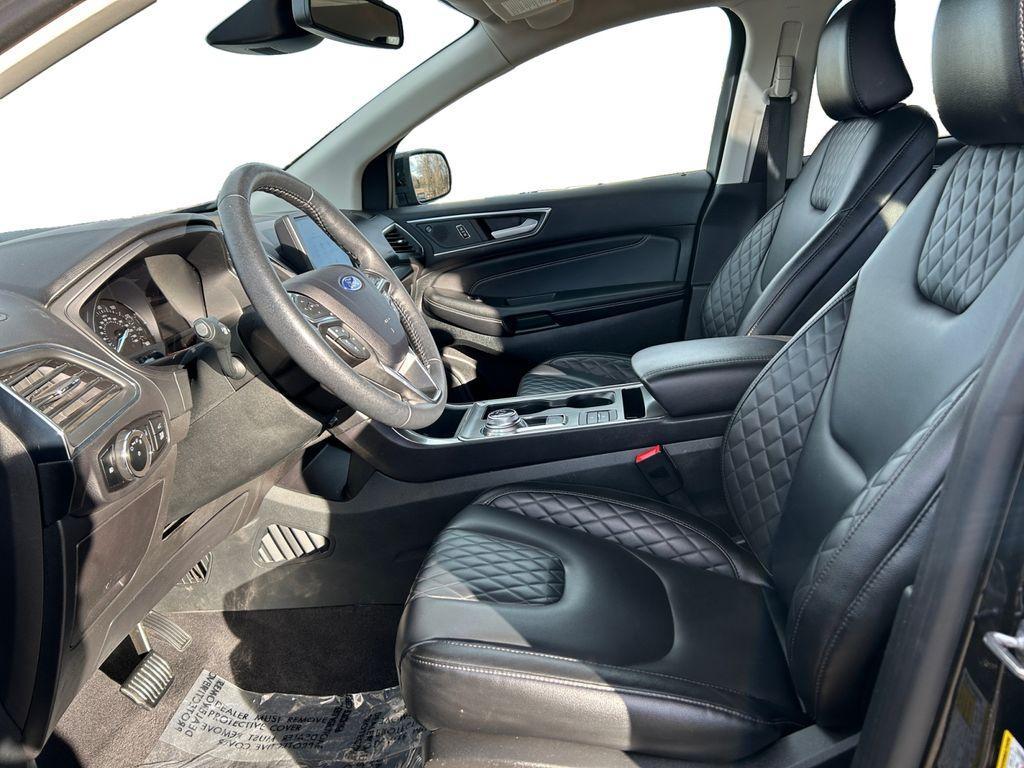 used 2024 Ford Edge car, priced at $25,490