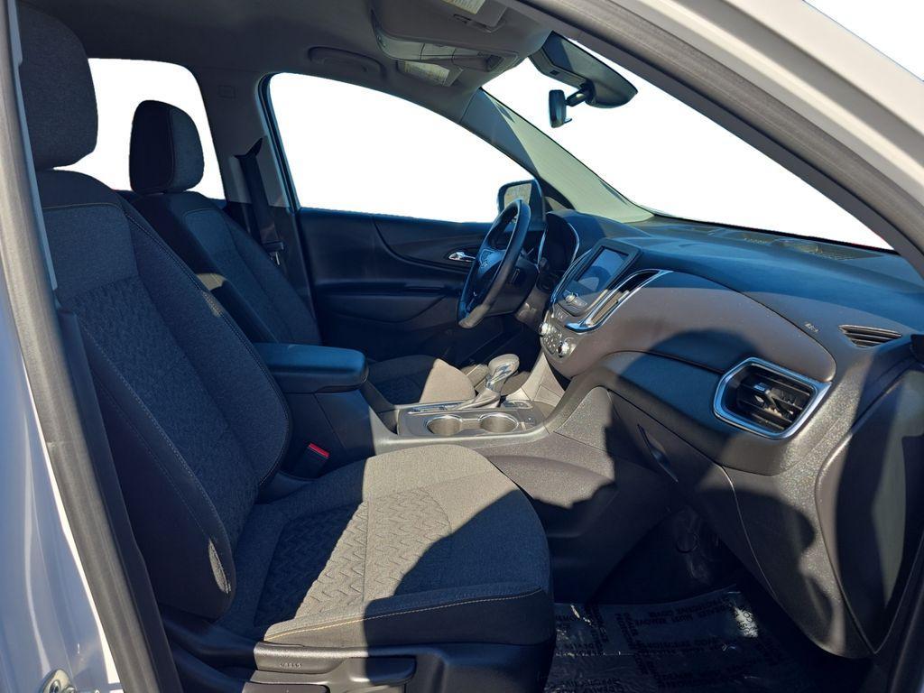 used 2024 Chevrolet Equinox car, priced at $21,490