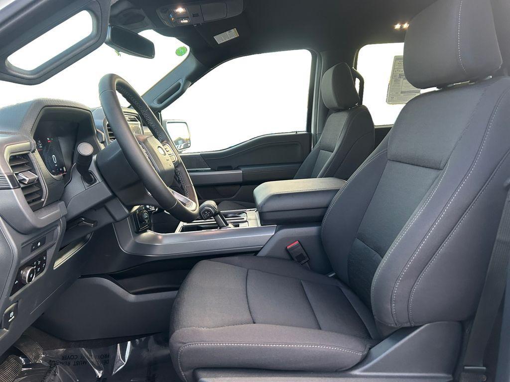 new 2025 Ford F-150 car, priced at $60,778