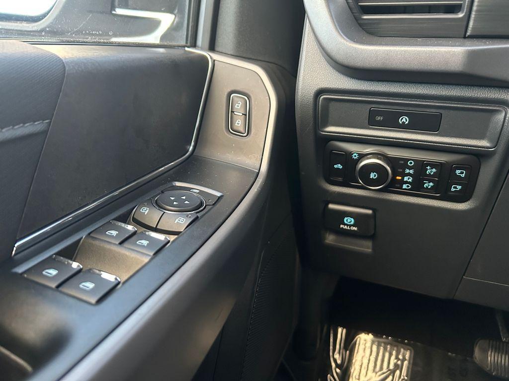 new 2025 Ford F-150 car, priced at $60,778
