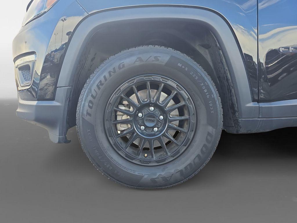 used 2020 Jeep Compass car, priced at $18,290