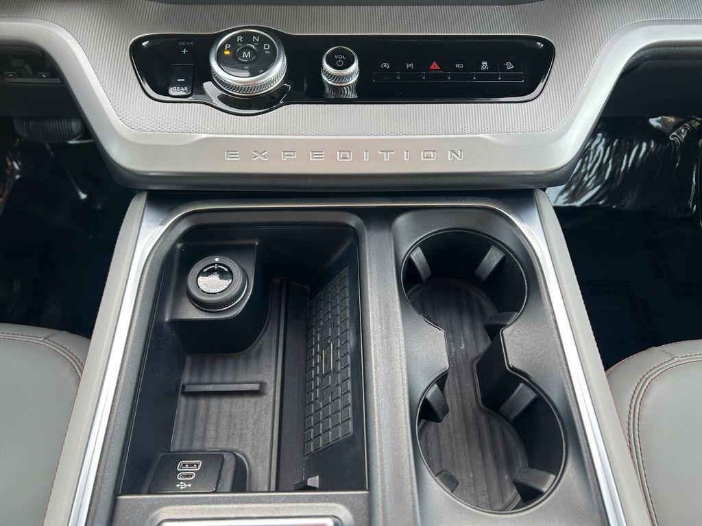 used 2025 Ford Expedition Max car, priced at $61,990