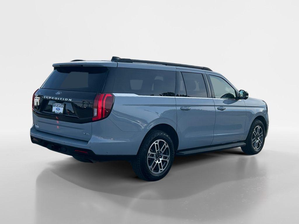 used 2025 Ford Expedition Max car, priced at $61,990