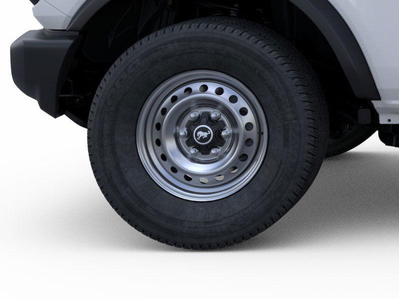 new 2025 Ford Bronco car, priced at $45,656